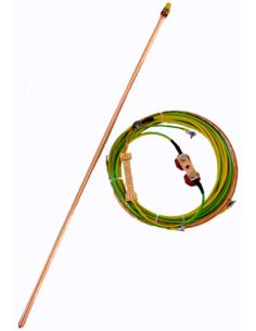 Kit de mise a la terre universel avec cosse 130cm jusque 3 lignes de pv. Composé de : 1 câble de 20m cossé 5 câbles de 130cm double cosse 6 vis auto-foreuses 1 cosse - AR04388