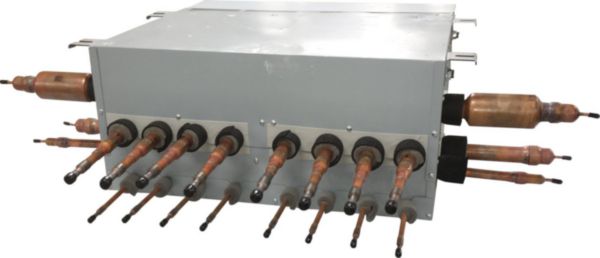 Boitier de contrôle frigorifique 8 voies pour VRF à récupération d'énergie réf: 760402