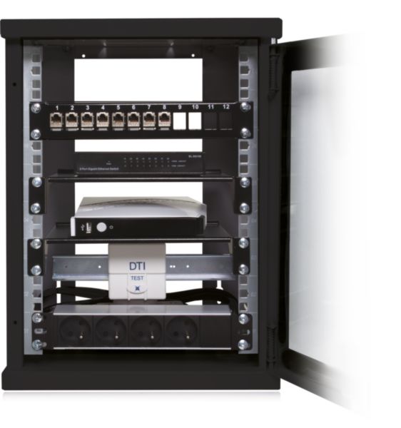 Coffret 10 + étag+rail DIN+panneau brass+8 emb+8 cord+kit terre coloris noir Réf. 13p1553201