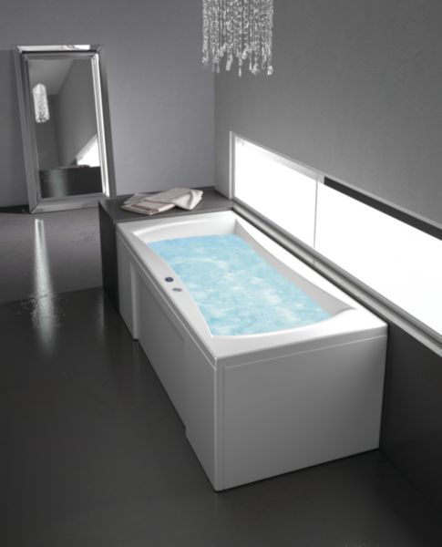 Tablier BIOCRYL façade 180 cm blanc pour toutes lignes de baignoires sauf VISIO Réf. TAKAC180BXX