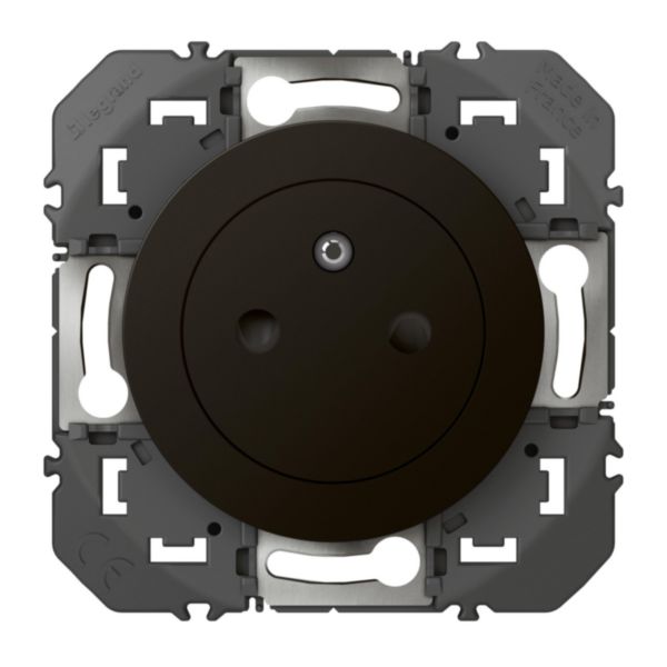 Legrand - prise de courant 2p+t surface dooxie 16a finition noir - emballage blister Réf 95275