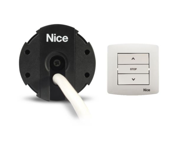 Kit moteur 15 Nm filaire à fins de courses mécaniques - 17 tours/minute - 230 VAC contenant 4 supports moteur, 4 adaptations et 1 interrupteur - à encastrer et/ou en saillie Réf. KIT EASY 15 F