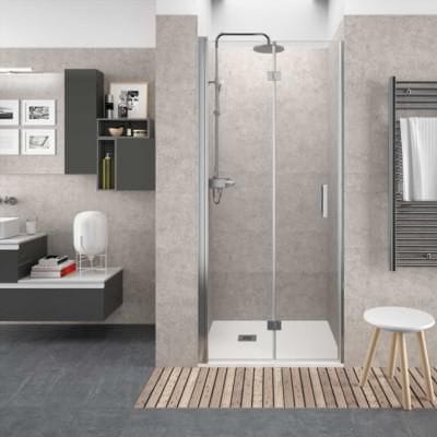 Paroi de douche Avec Portes battantes En façade Série: ODENSE Couleur profil: Argent Brillant 1 volet pivotant  dimensions mm: L700 H2030 Épaisseur du verre: 6 Verre: Transparent Traitement antical En stock Réf. 26731 SALGAR