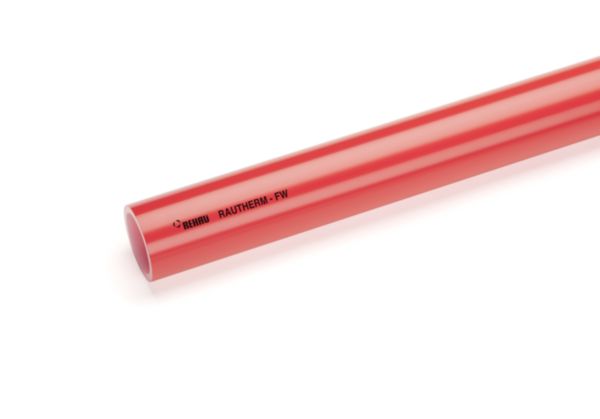 Tube RAUPEX-FW, SDR 11 en rouge. Matière: polyéthylène réticulé (PE-Xa). Avec une Barrière Anti-Oxygène EVAL.