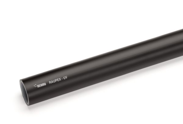 Tube RAUPEX-UV, SDR 11 en noir. Matière: polyéthylène réticulé (PE-Xa). Résistance UV renforcée.